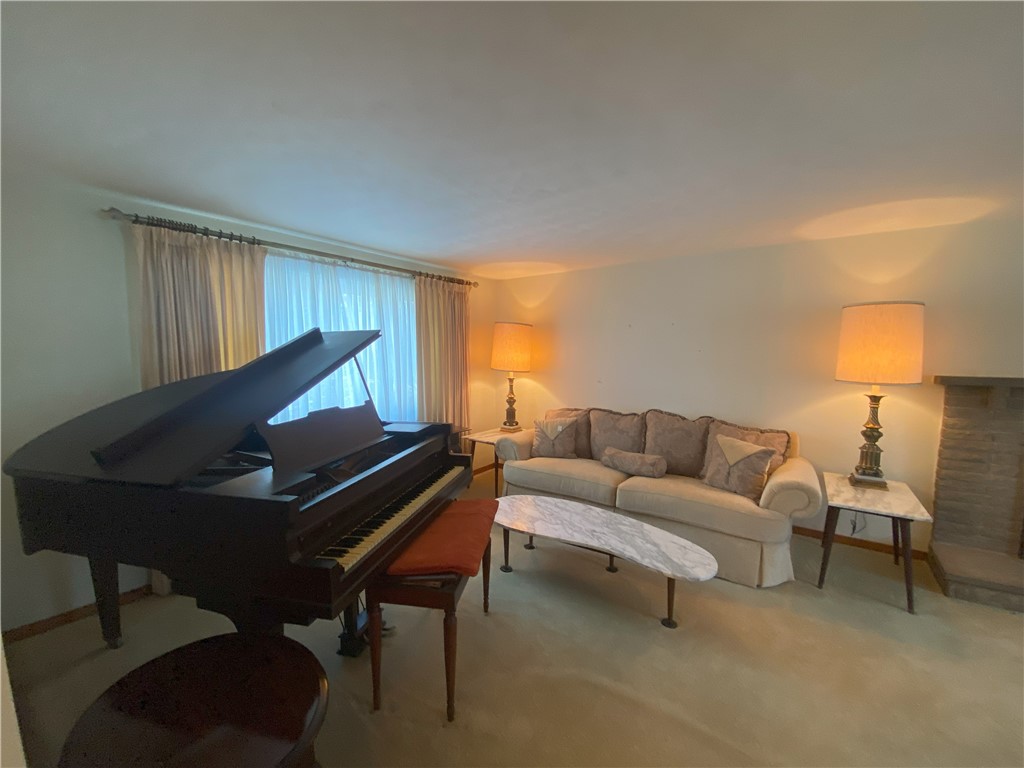 Murrysville, Pennsylvania 15626, United States, 3 Bedrooms Bedrooms, ,3 BathroomsBathrooms,Residential,Active,78177