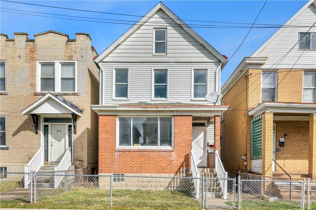 Photo 1 of 15 — 814 WOODWARD-FRONT, McKees Rocks, PA 15136