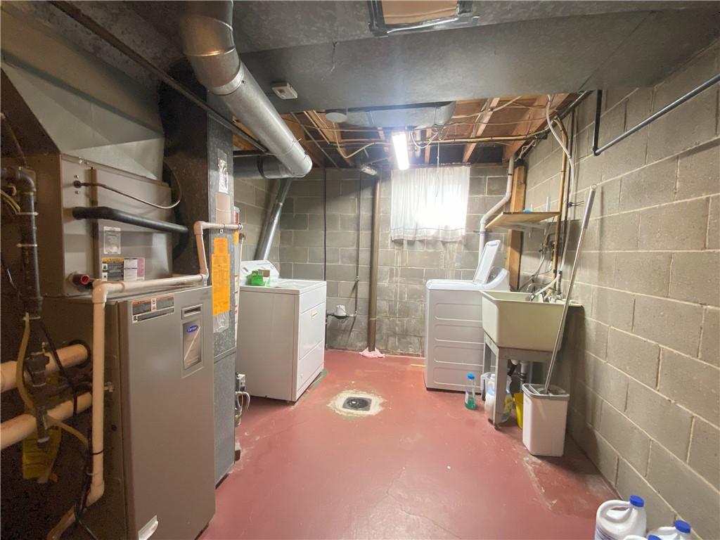 Plum Boro, Pennsylvania 15239, United States, 3 Bedrooms Bedrooms, ,3 BathroomsBathrooms,Residential,Active,86661
