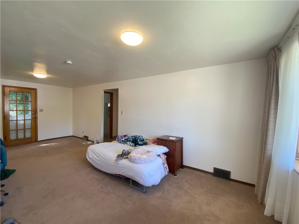 Plum Boro, Pennsylvania 15239, United States, 3 Bedrooms Bedrooms, ,3 BathroomsBathrooms,Residential,Active,86661