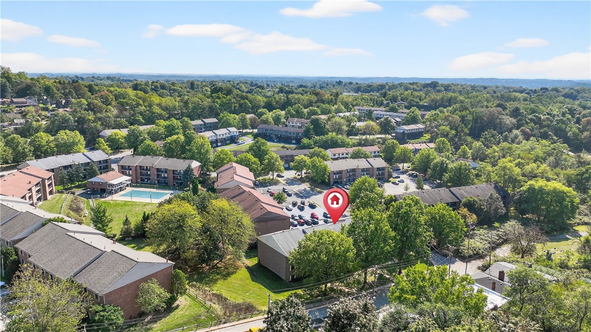 Wilkinsburg, Pennsylvania 15221, United States, 2 Bedrooms Bedrooms, ,2 BathroomsBathrooms,Residential,Pending,222184