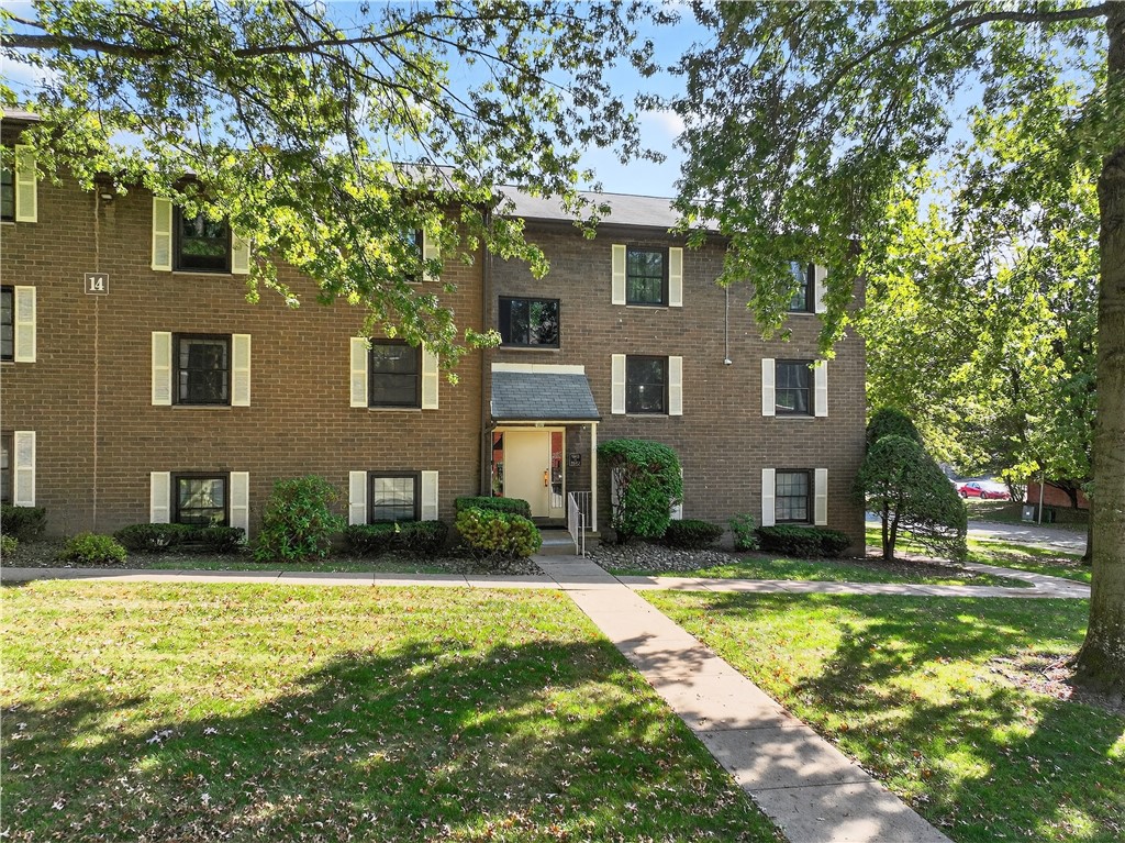 Wilkinsburg, Pennsylvania 15221, United States, 2 Bedrooms Bedrooms, ,2 BathroomsBathrooms,Residential,Pending,222184