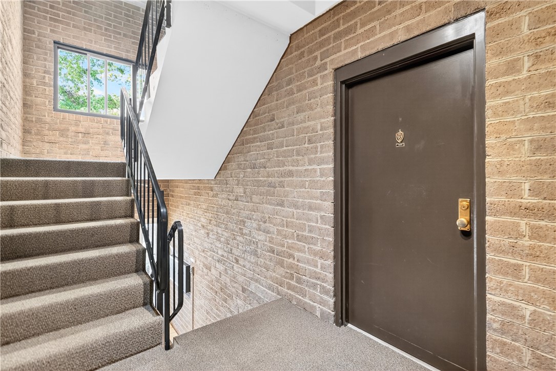 Wilkinsburg, Pennsylvania 15221, United States, 2 Bedrooms Bedrooms, ,2 BathroomsBathrooms,Residential,Pending,222184