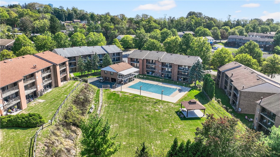 Wilkinsburg, Pennsylvania 15221, United States, 2 Bedrooms Bedrooms, ,2 BathroomsBathrooms,Residential,Pending,222184