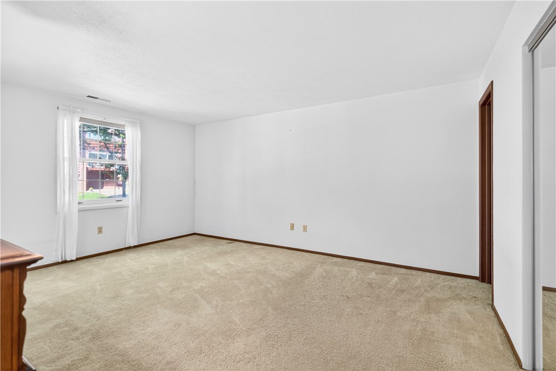 Wilkinsburg, Pennsylvania 15221, United States, 2 Bedrooms Bedrooms, ,2 BathroomsBathrooms,Residential,Pending,222184