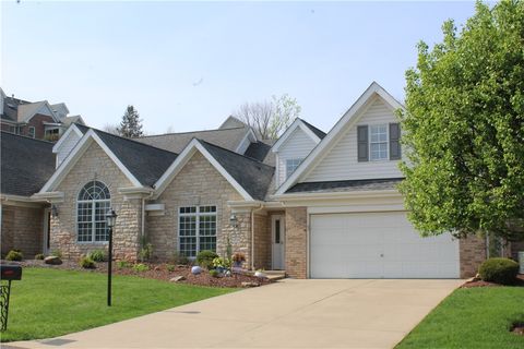 Photo of 1020 Saddleclub Dr, McMurray, PA 15317 (MLS # 1748390)