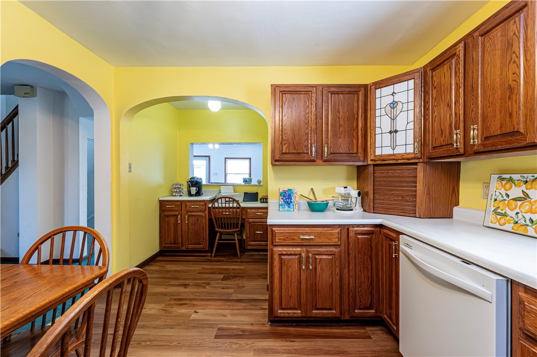 Jeannette, Pennsylvania 15644, United States, 3 Bedrooms Bedrooms, ,3 BathroomsBathrooms,Residential,Pending,212615