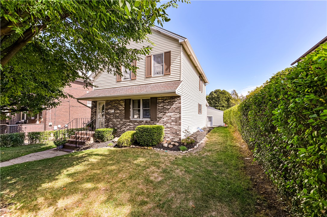 Jeannette, Pennsylvania 15644, United States, 3 Bedrooms Bedrooms, ,3 BathroomsBathrooms,Residential,Pending,212615