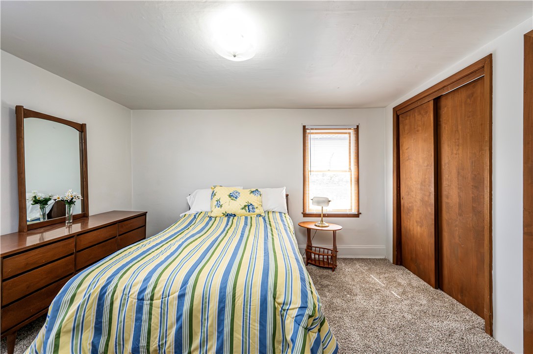 Jeannette, Pennsylvania 15644, United States, 3 Bedrooms Bedrooms, ,3 BathroomsBathrooms,Residential,Pending,212615