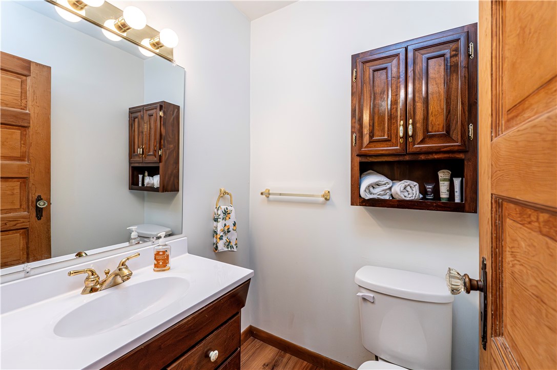 Jeannette, Pennsylvania 15644, United States, 3 Bedrooms Bedrooms, ,3 BathroomsBathrooms,Residential,Pending,212615