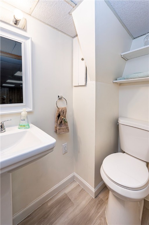 Jeannette, Pennsylvania 15644, United States, 3 Bedrooms Bedrooms, ,3 BathroomsBathrooms,Residential,Pending,212615