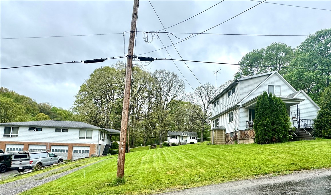 E Butler Boro, Pennsylvania 16029, United States, 9 Bedrooms Bedrooms, ,5 BathroomsBathrooms,Residential,Active,129591