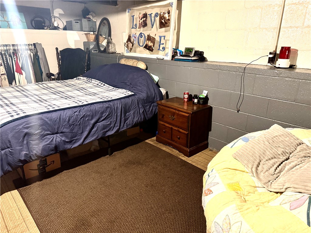 E Butler Boro, Pennsylvania 16029, United States, 9 Bedrooms Bedrooms, ,5 BathroomsBathrooms,Residential,Active,129591