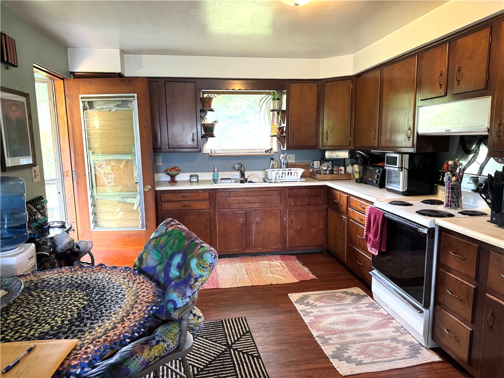 E Butler Boro, Pennsylvania 16029, United States, 9 Bedrooms Bedrooms, ,5 BathroomsBathrooms,Residential,Active,129591