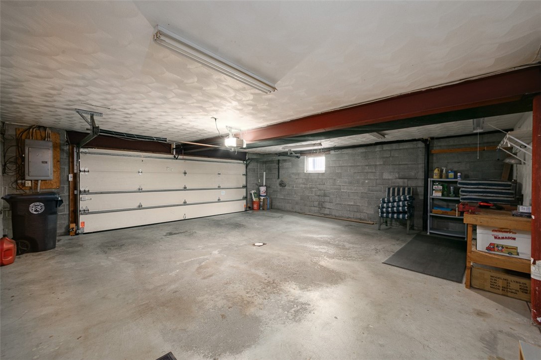 Penn Twp - Wml, Pennsylvania 15642, United States, 3 Bedrooms Bedrooms, ,3 BathroomsBathrooms,Residential,Contingent,28033