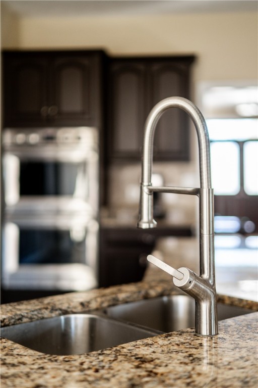 Cranberry Twp, Pennsylvania 16066, United States, 4 Bedrooms Bedrooms, ,4 BathroomsBathrooms,Residential,Pending,105005