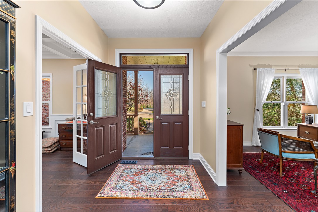 Cranberry Twp, Pennsylvania 16066, United States, 4 Bedrooms Bedrooms, ,4 BathroomsBathrooms,Residential,Pending,105005