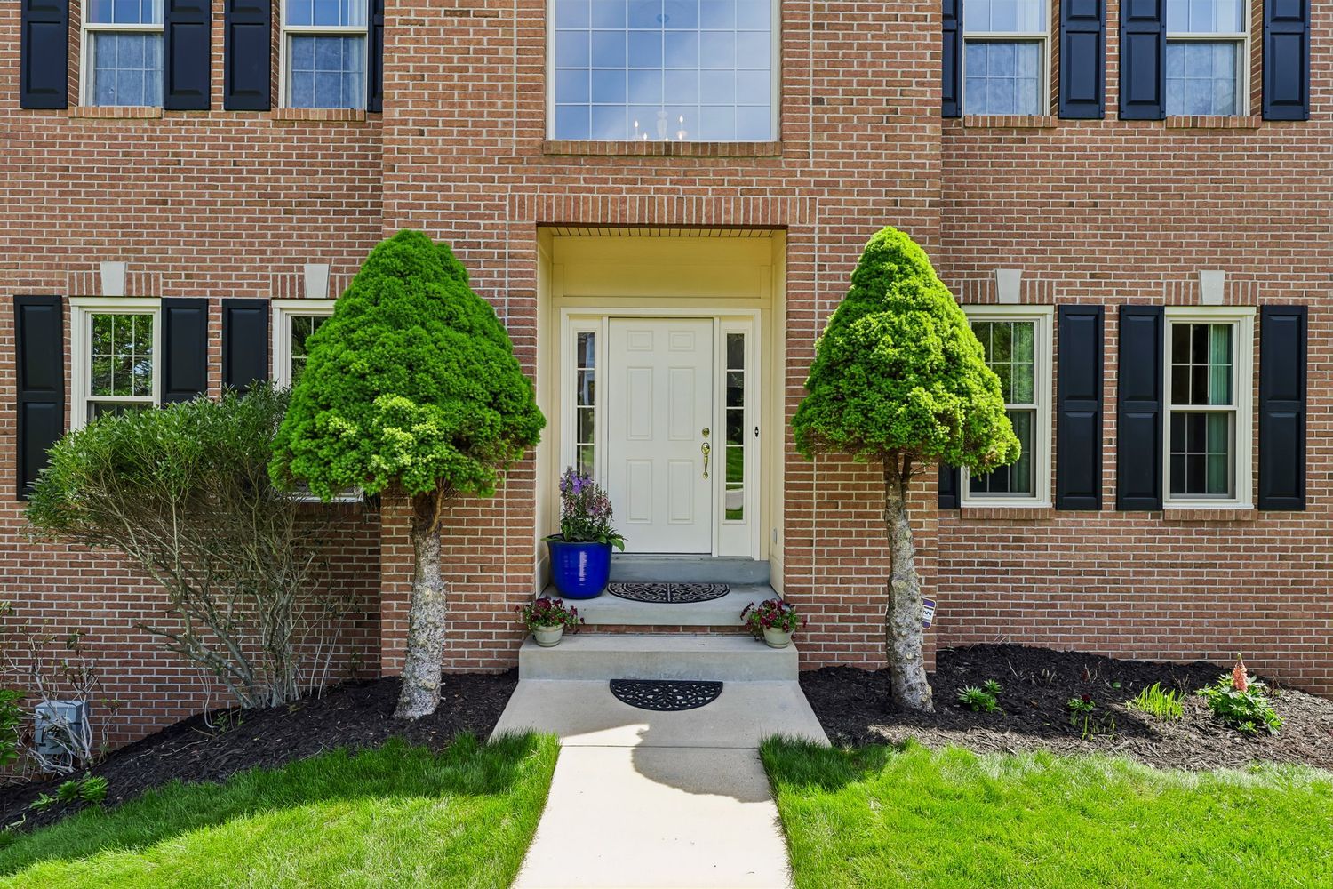 1605 Franklin Fields