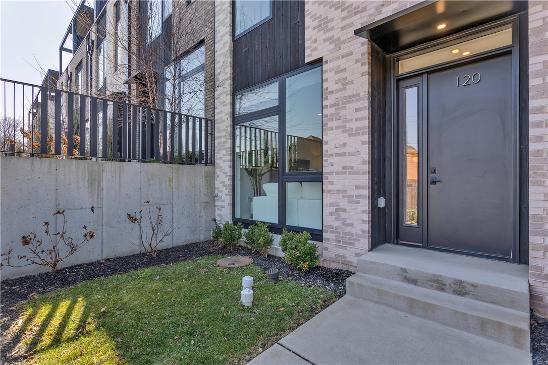 120 Burrows St, Oakland, Pennsylvania image 2