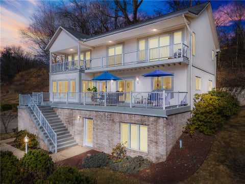 Photo for 6 Lakefront Road