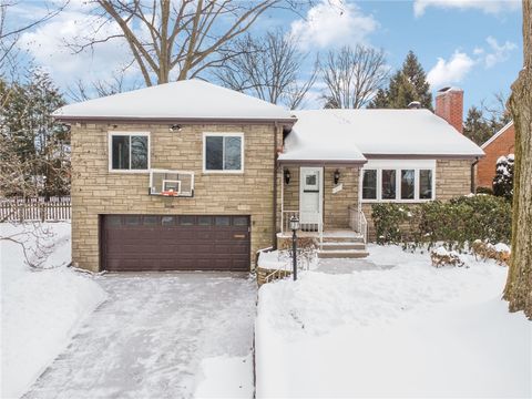 Photo of 1842 Graham Blvd, Pittsburgh, PA 15235 (MLS # 1738794)