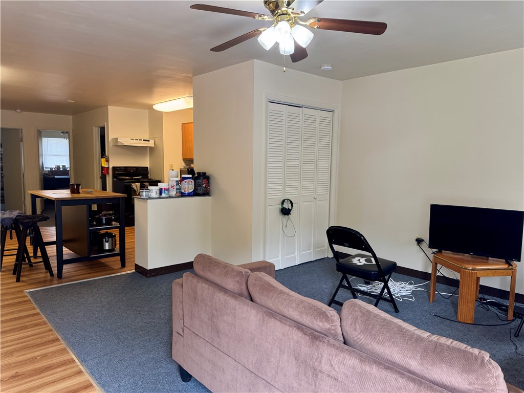 Slippery Rock Boro, Pennsylvania 16057, United States, ,Commercial,Active,144074