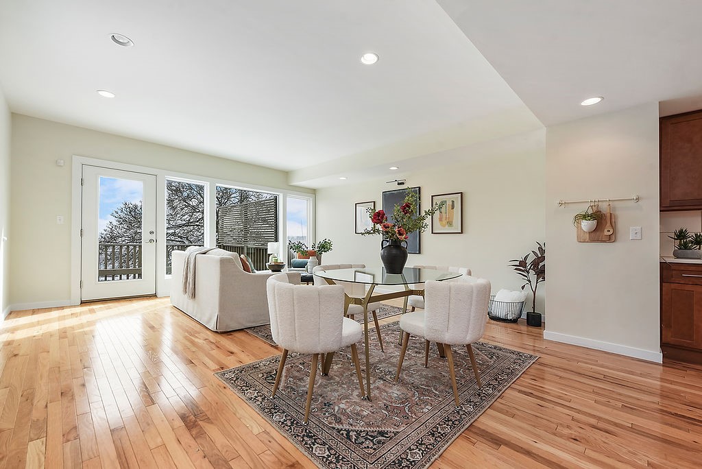 5 Desdemona Avenue