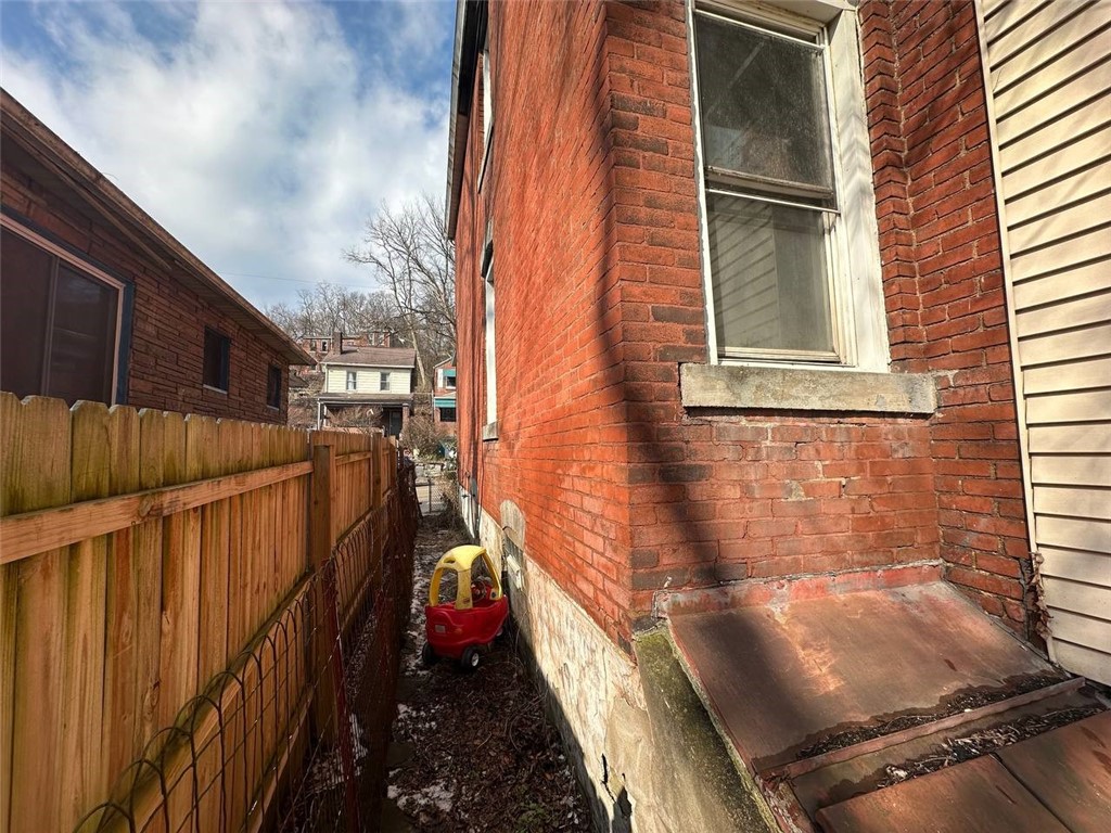234 Renova St