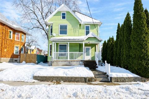 Homes For Sale - 604 Centennial St St<br/> Lawrence County, New Castle, PA 16101