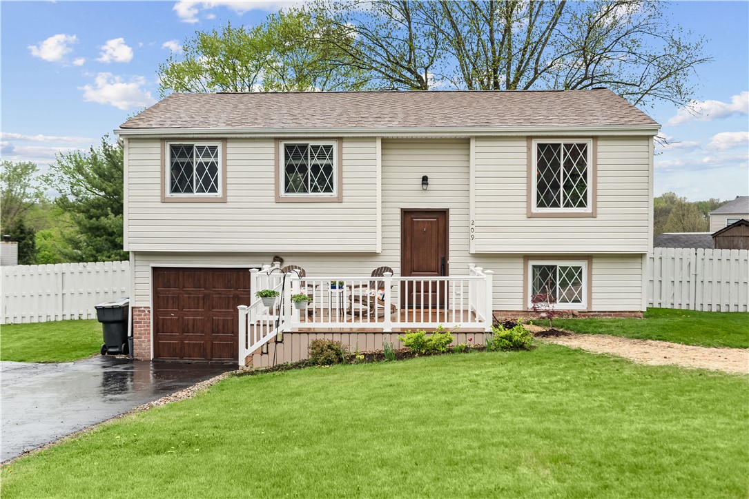 209 Briarwood Lane