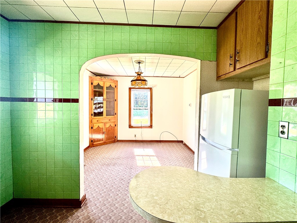 Jefferson Twp - But, Pennsylvania 16002, United States, 2 Bedrooms Bedrooms, ,1 BathroomBathrooms,Residential,Contingent,128480