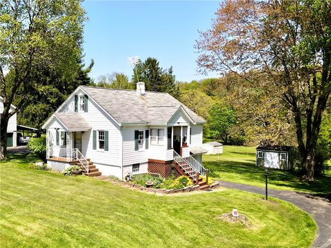 825 Saxonburg Rd Jefferson Twp - BUT PA 16002
