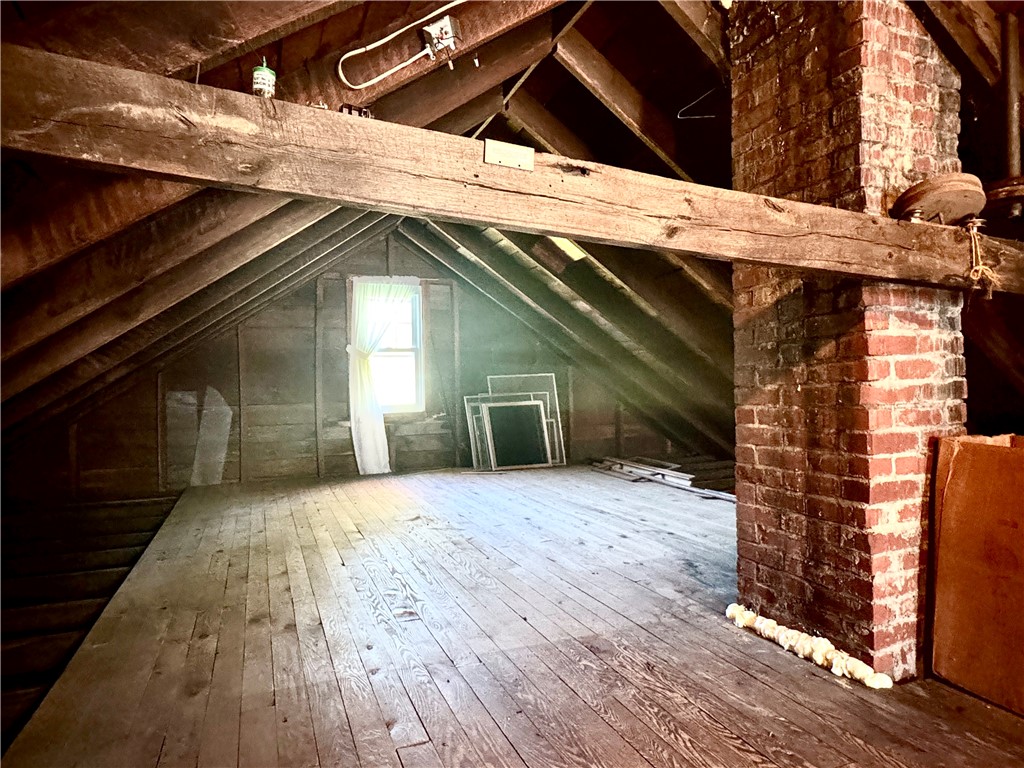 Jefferson Twp - But, Pennsylvania 16002, United States, 2 Bedrooms Bedrooms, ,1 BathroomBathrooms,Residential,Contingent,128480