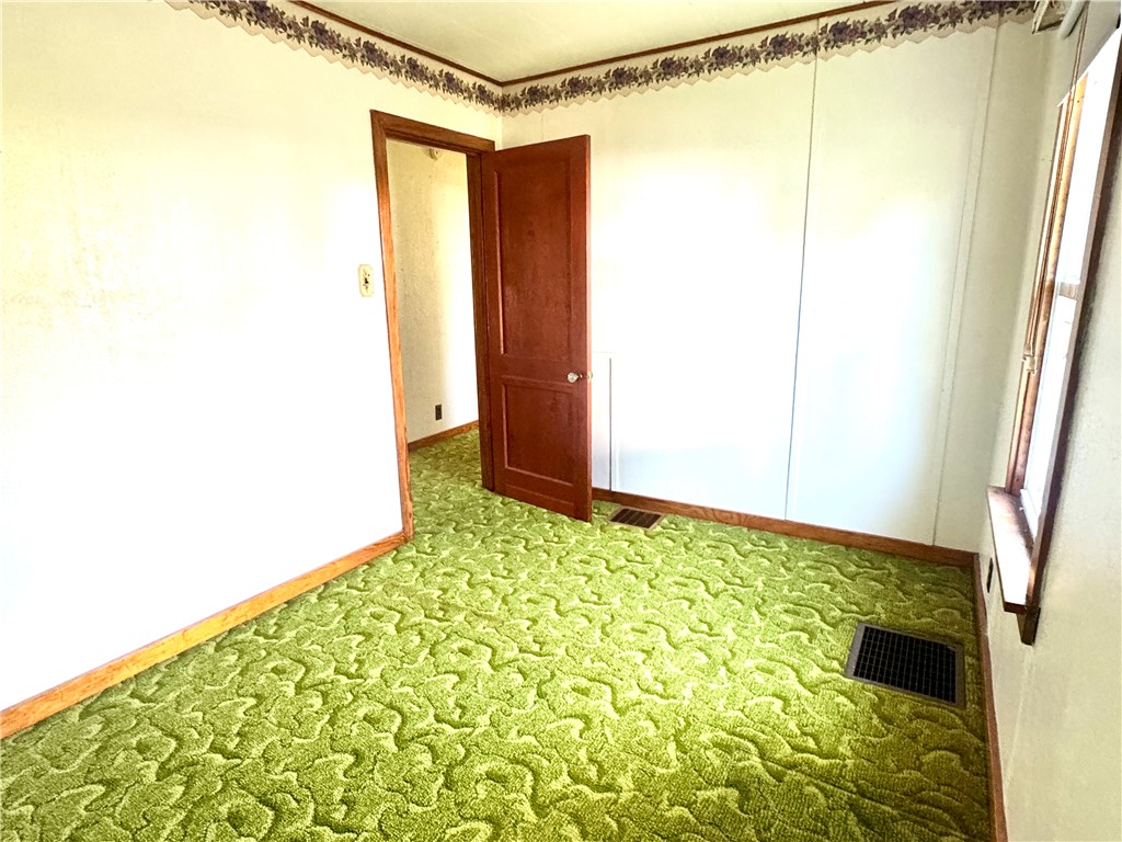 Jefferson Twp - But, Pennsylvania 16002, United States, 2 Bedrooms Bedrooms, ,1 BathroomBathrooms,Residential,Contingent,128480