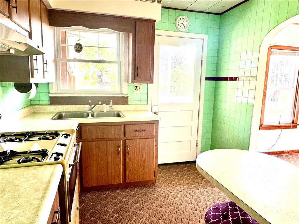 Jefferson Twp - But, Pennsylvania 16002, United States, 2 Bedrooms Bedrooms, ,1 BathroomBathrooms,Residential,Contingent,128480