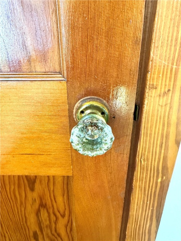 Jefferson Twp - But, Pennsylvania 16002, United States, 2 Bedrooms Bedrooms, ,1 BathroomBathrooms,Residential,Contingent,128480