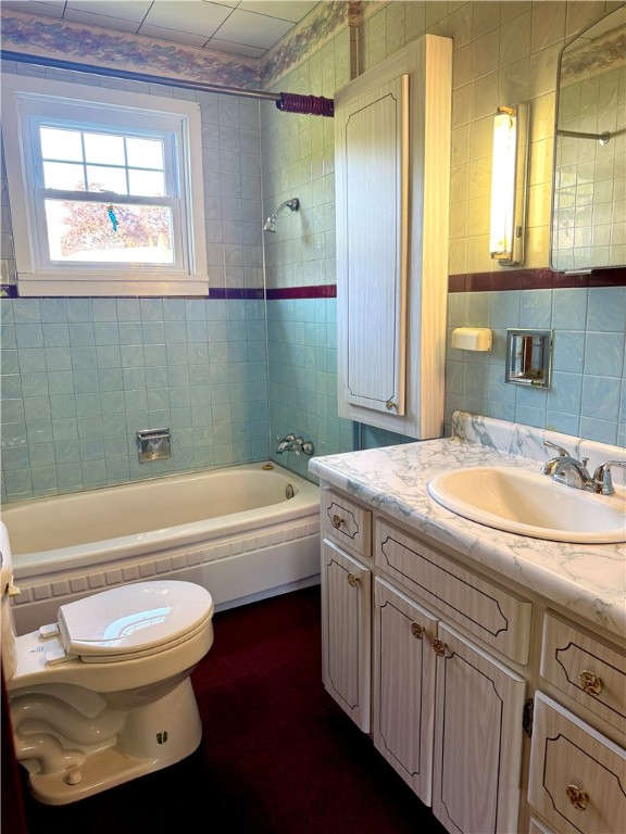 Jefferson Twp - But, Pennsylvania 16002, United States, 2 Bedrooms Bedrooms, ,1 BathroomBathrooms,Residential,Contingent,128480