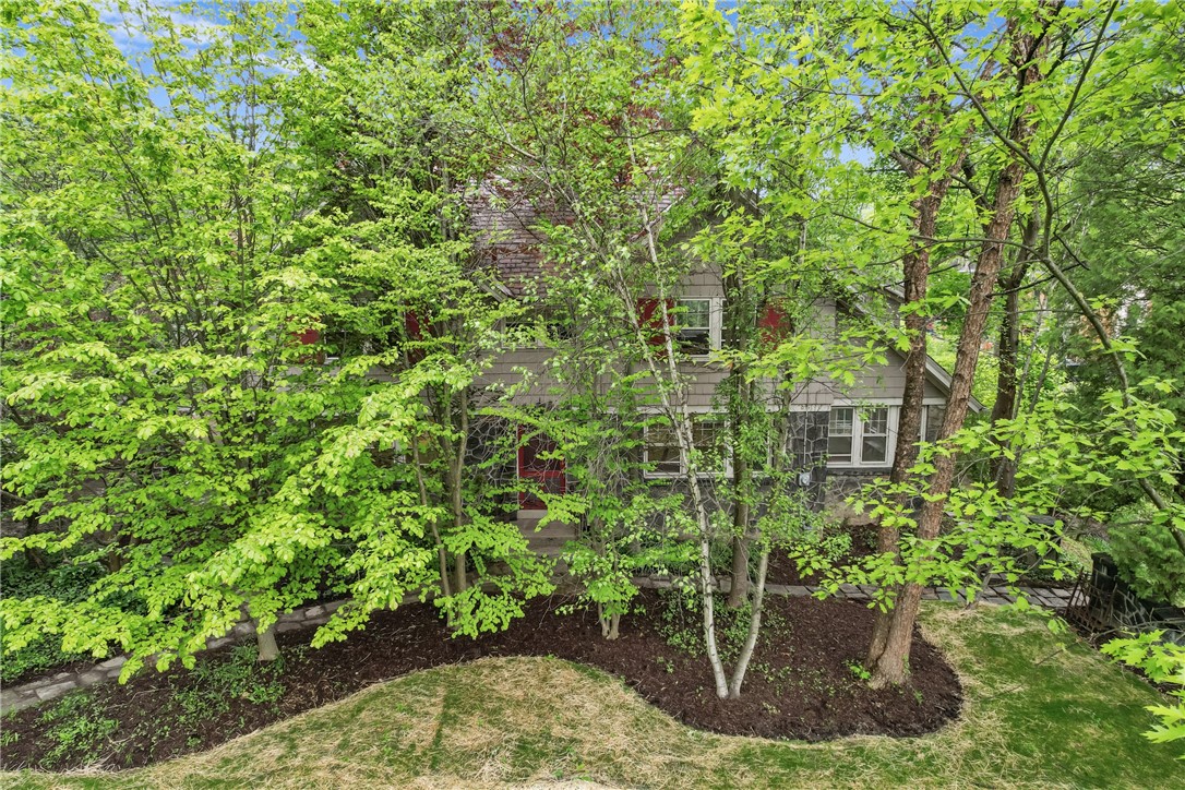 Ben Avon, Pennsylvania 15202, United States, 3 Bedrooms Bedrooms, ,3 BathroomsBathrooms,Residential,Contingent,126647