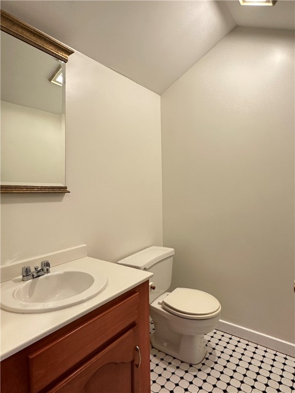 Ben Avon, Pennsylvania 15202, United States, 3 Bedrooms Bedrooms, ,3 BathroomsBathrooms,Residential,Contingent,126647