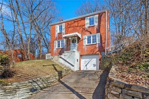 Photo of 4623 E Willock Rd, Pittsburgh, PA 15227 (MLS # 1744739)