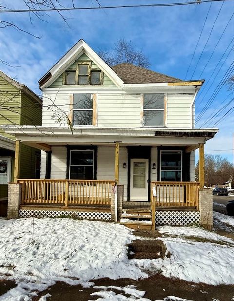 Photo of 841 2nd Ave, Beaver Falls, PA 15010 (MLS # 1732832)