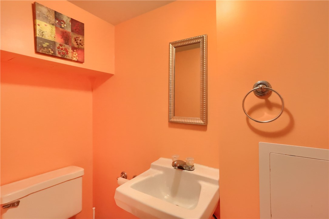 McDonald, Pennsylvania 15057, United States, 3 Bedrooms Bedrooms, ,2 BathroomsBathrooms,Residential,Active,177659