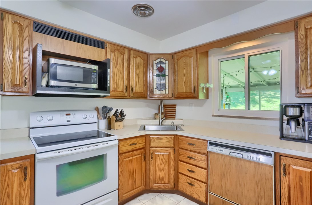 McDonald, Pennsylvania 15057, United States, 3 Bedrooms Bedrooms, ,2 BathroomsBathrooms,Residential,Active,177659