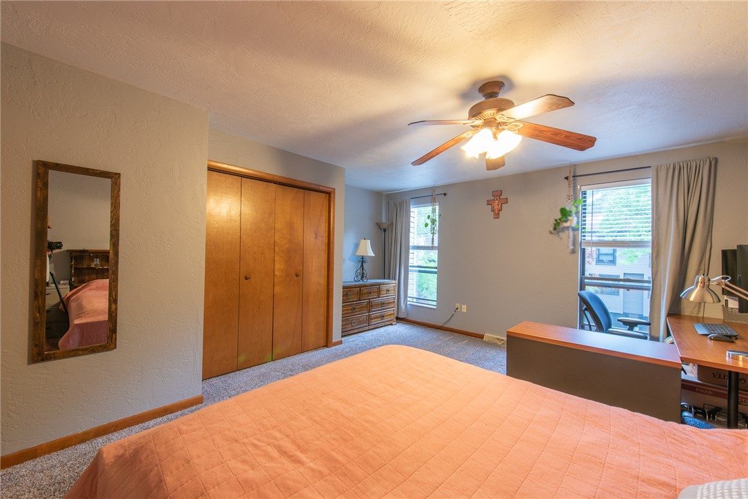 Ross Twp, Pennsylvania 15202, United States, 2 Bedrooms Bedrooms, ,2 BathroomsBathrooms,Residential,Pending,124041