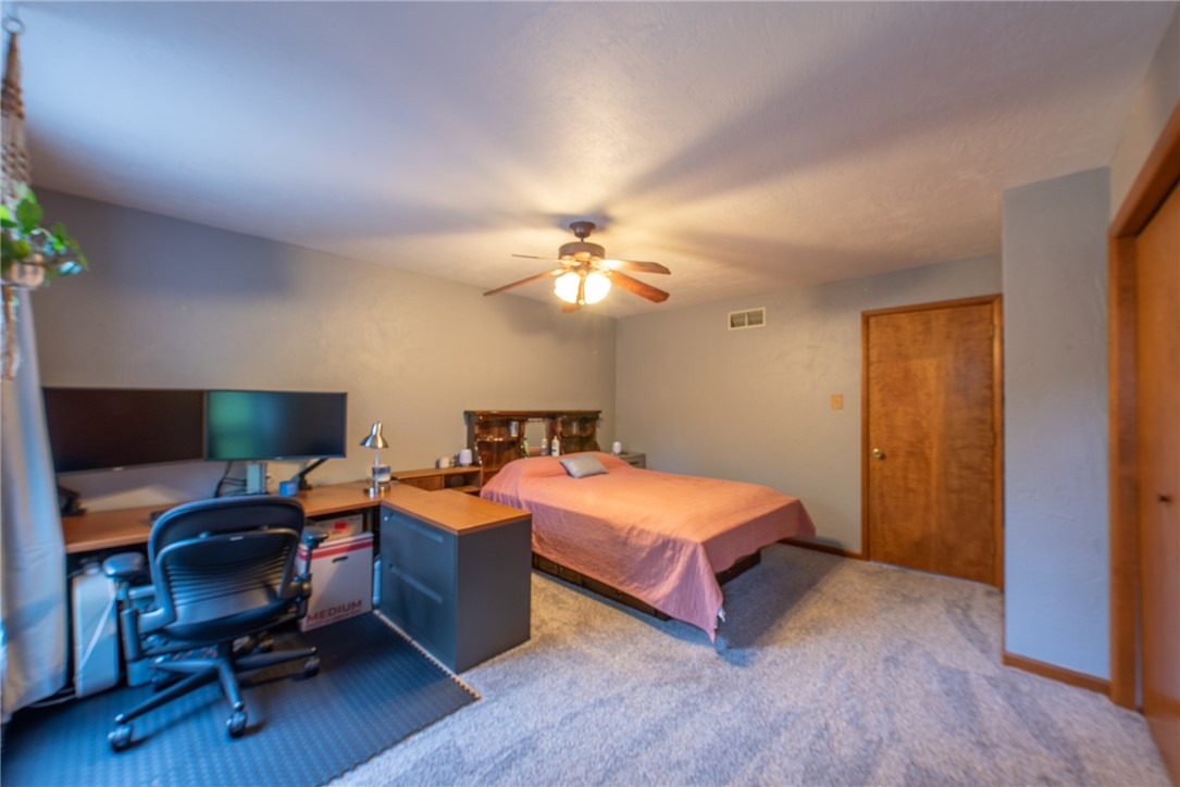 Ross Twp, Pennsylvania 15202, United States, 2 Bedrooms Bedrooms, ,2 BathroomsBathrooms,Residential,Pending,124041