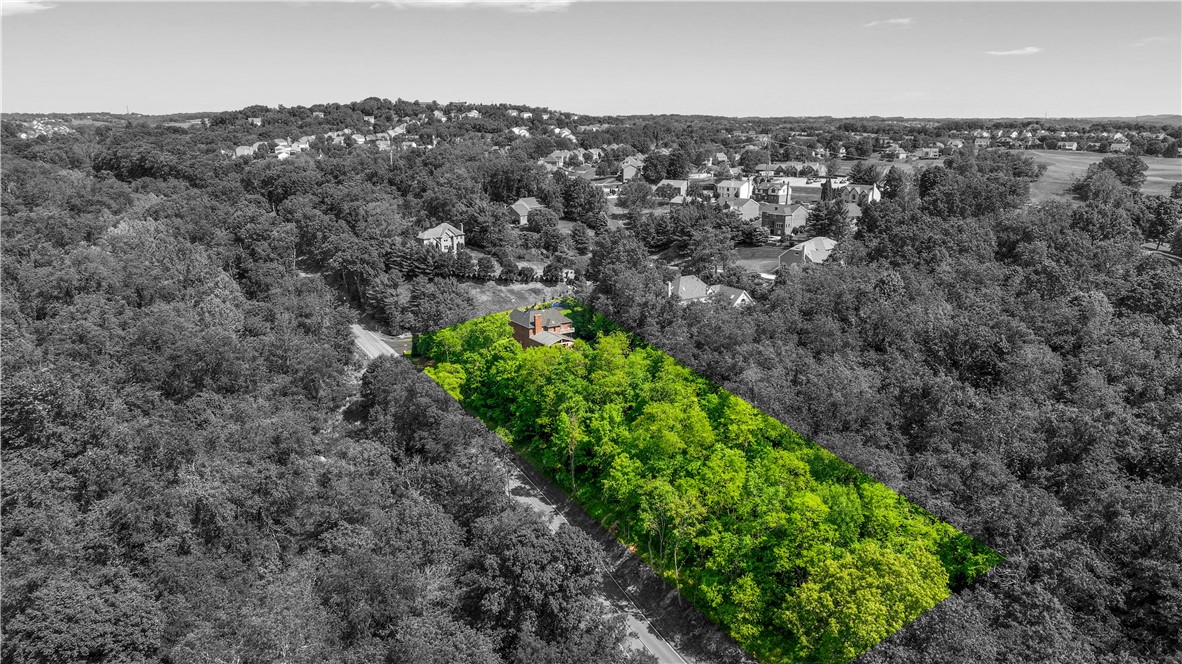 South Fayette, Pennsylvania 15017, United States, 4 Bedrooms Bedrooms, ,3 BathroomsBathrooms,Residential,Pending,194462