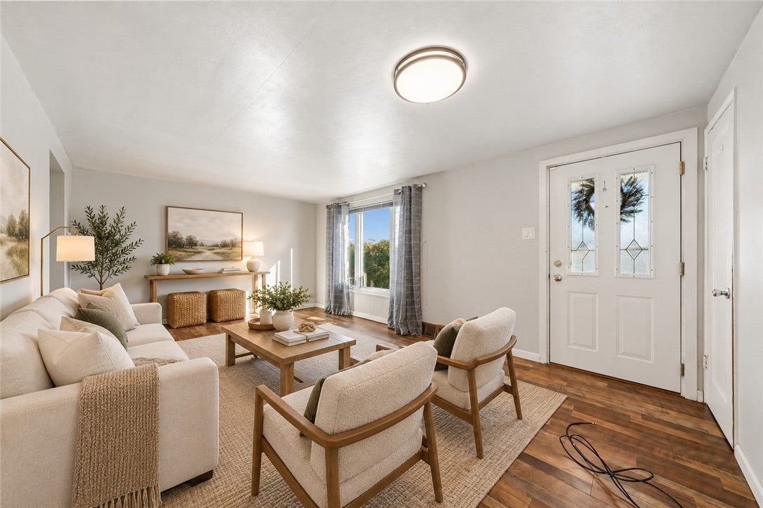 112 Creston Dr