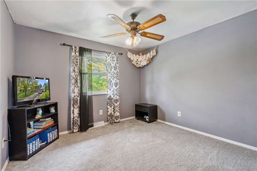 106 Boyanna Dr, Industry, Pennsylvania image 19