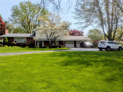 Photo for 942 Shenango Rd