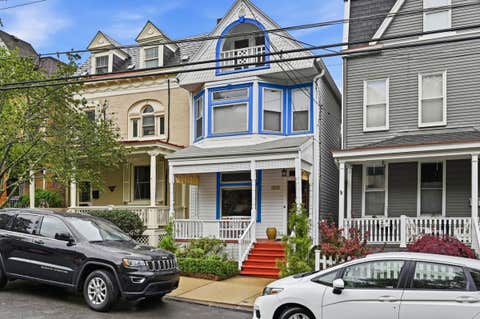 Photo for 422 Hastings Street